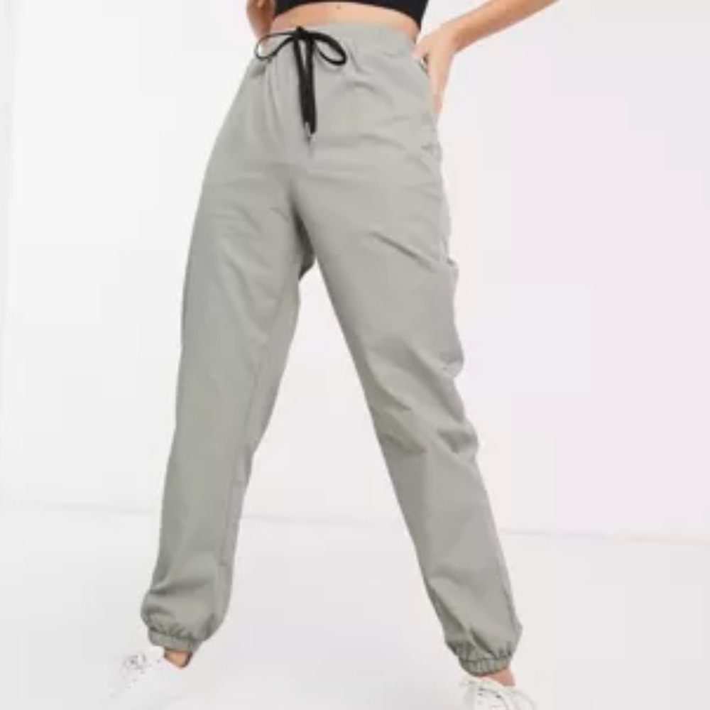 ZARA Joggers windbreaker gray small